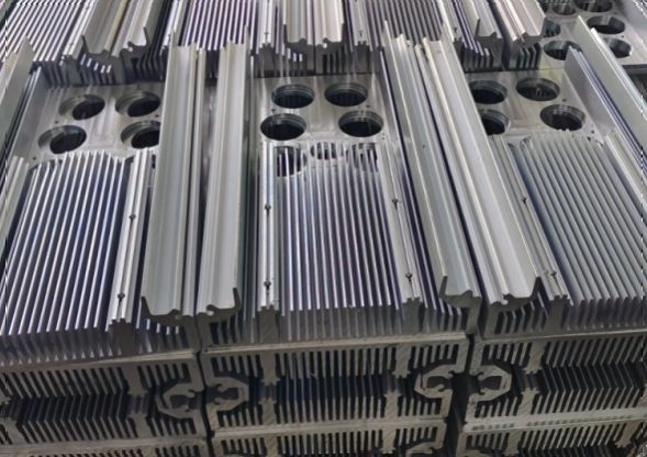 Industrial Equipment & Machinery Industrial Equipment & Machinery